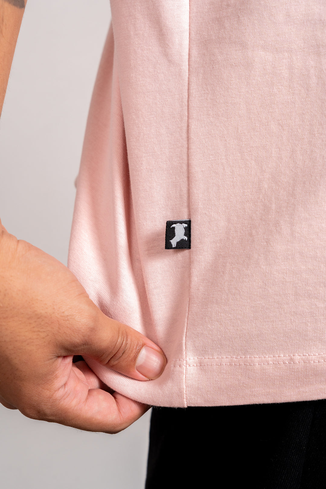 PLAYERA OVERSIZED ROSA CERVECERIA